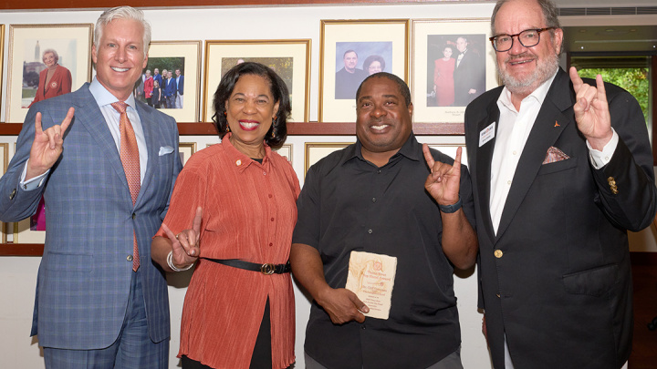 Cliff Croomes wins the 2025 Top Hand Award.