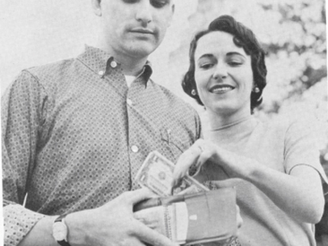Campus_Marriage_Money