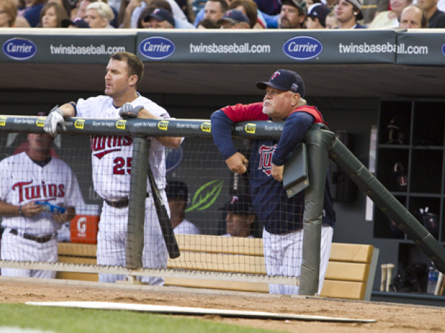 Minnesota Twins GM Ron Gardenhire, '77, Manages Jim Thome to 600th Home Run