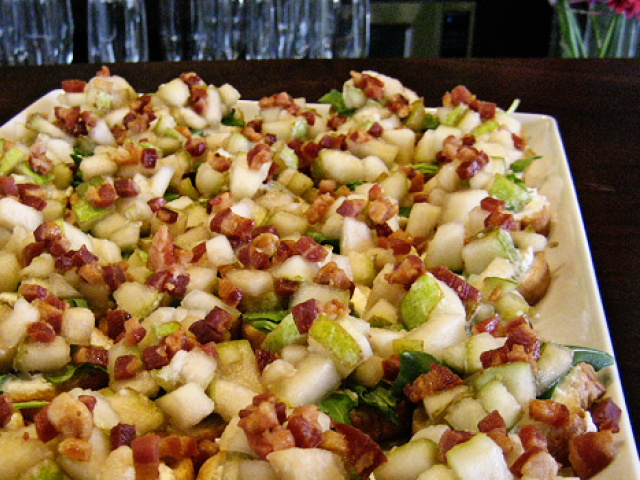 New Year's Recipe: Pear and Pancetta Crostini