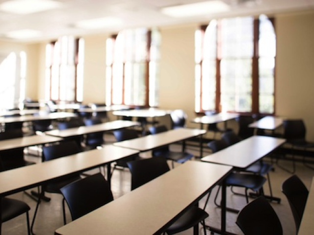 desks2