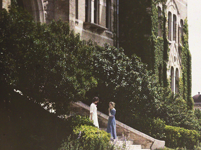 Rare Color Photos Show the Forty Acres 100 Years Ago