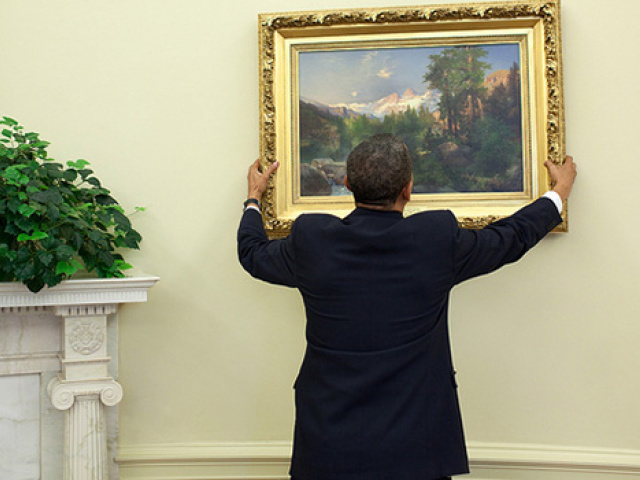 Obama Apologizes to UT Professor for Art History Joke