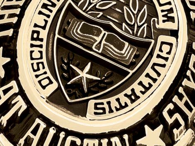 Texas Exes Staffer Sells 30,000 Class Rings