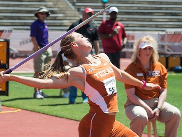 Heptathlete Ashtin Zamzow Breaks Family Tradition, UT Records