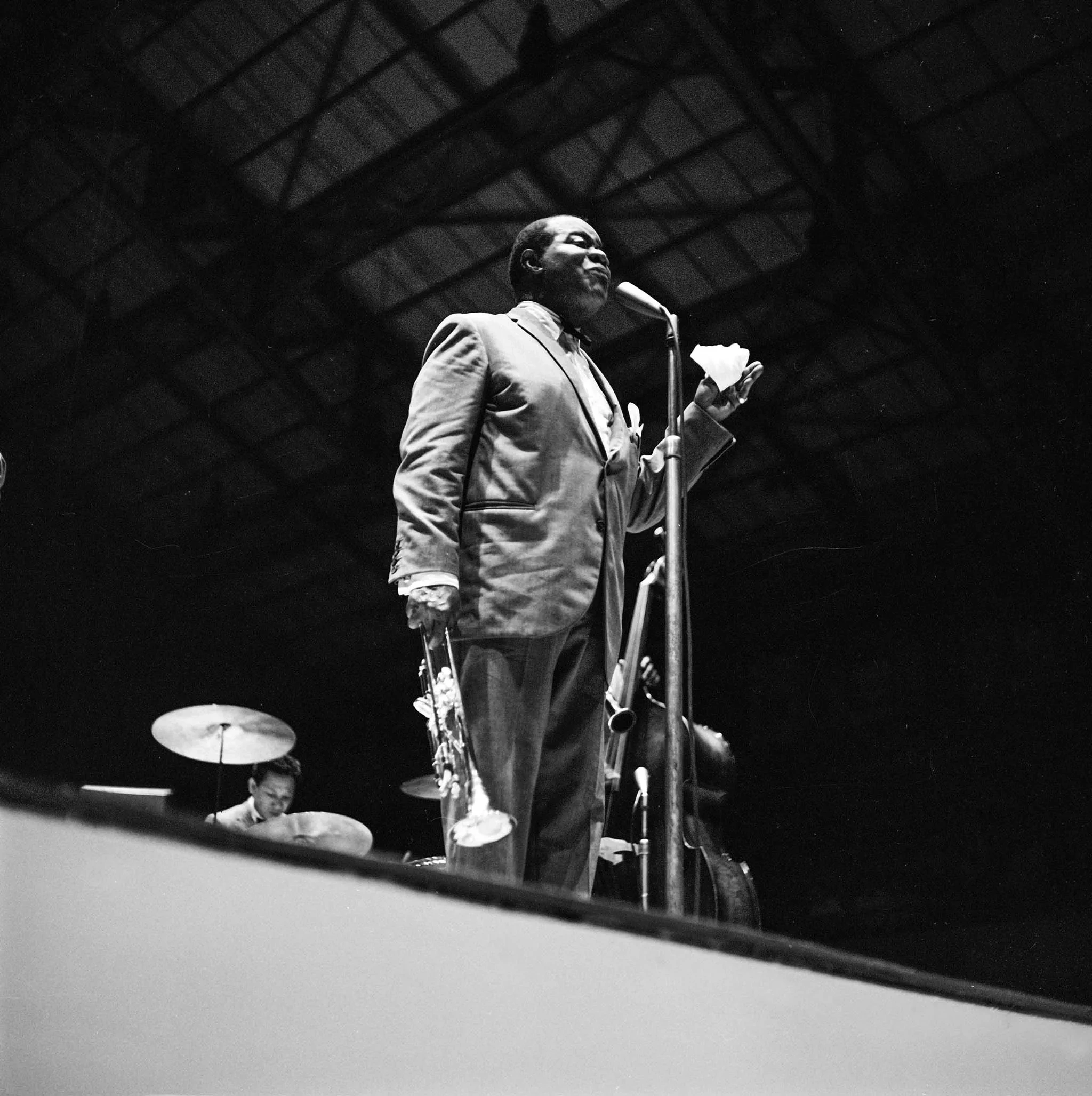 GREGORY-GYM-Louie-Armstrong-from-March-April-2012-Alcalde
