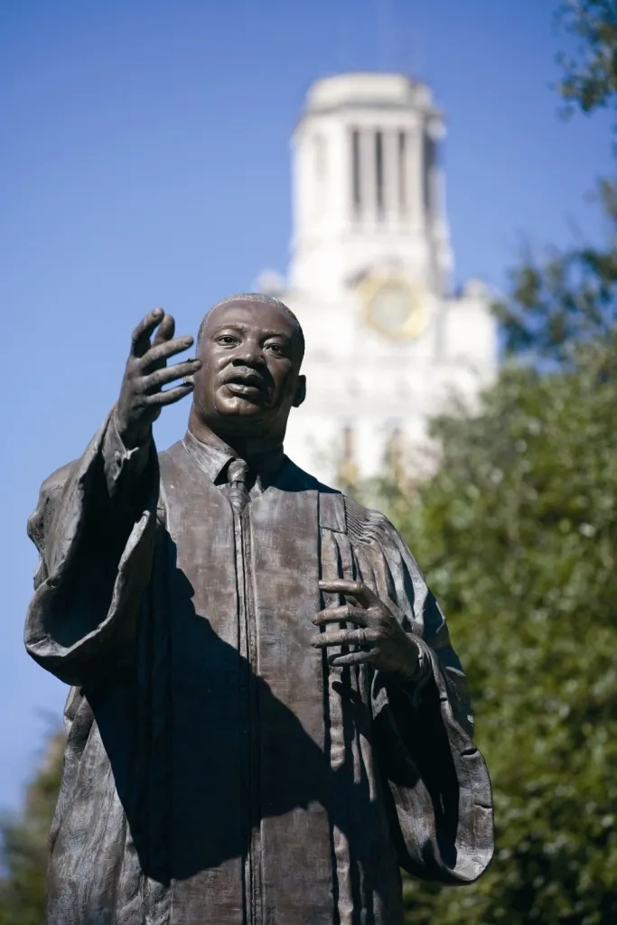 mlk_statue_01