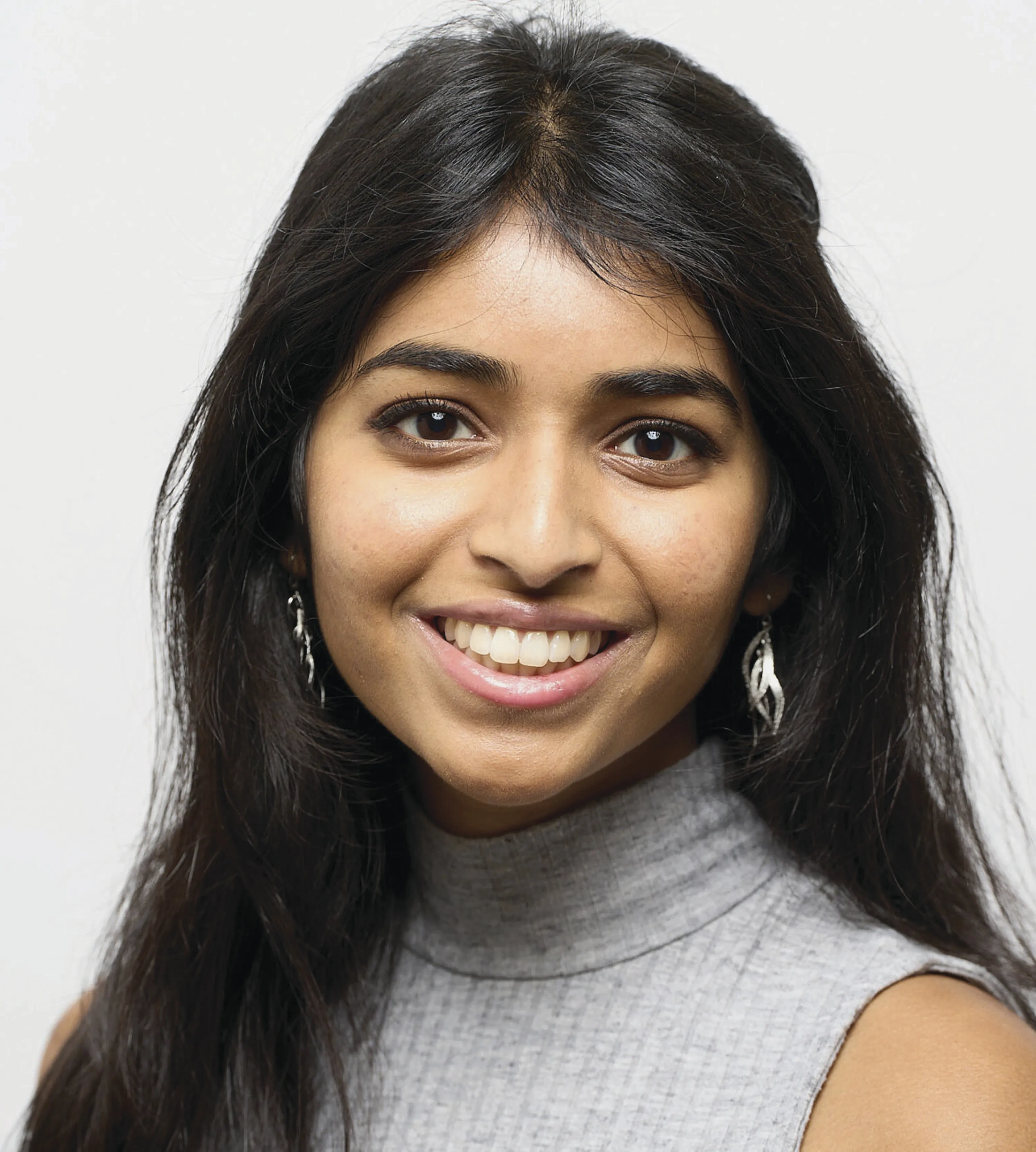 Aditi Merchant Headshot