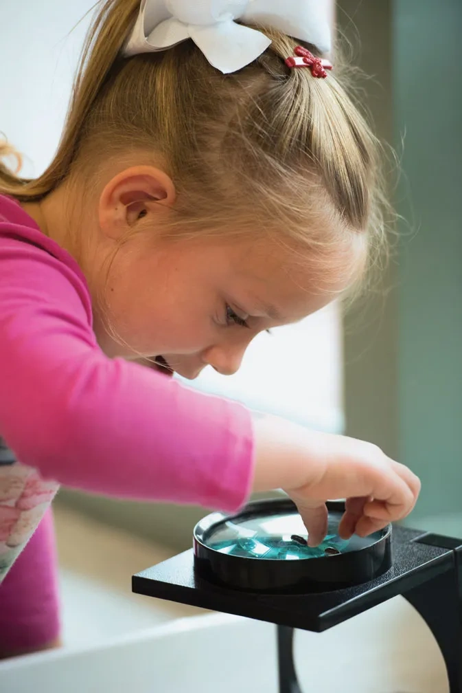 20160419_059_Pond-Flawn-Child-laboratory_hr