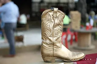 Golden Boot Close Up