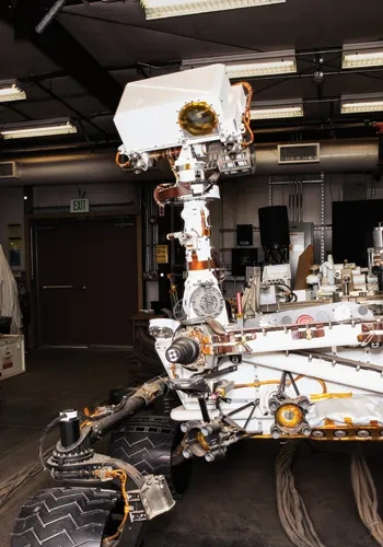 JPL_CuriosityRover-021-crop