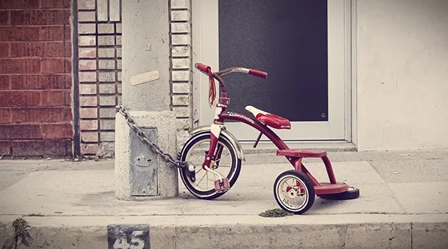 When Can Kids Play Alone? Two UT Experts Weigh In