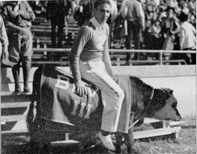 Bevo_III_Cactus_1938_1200-SOCIAL