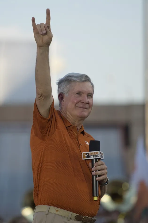 Hook em