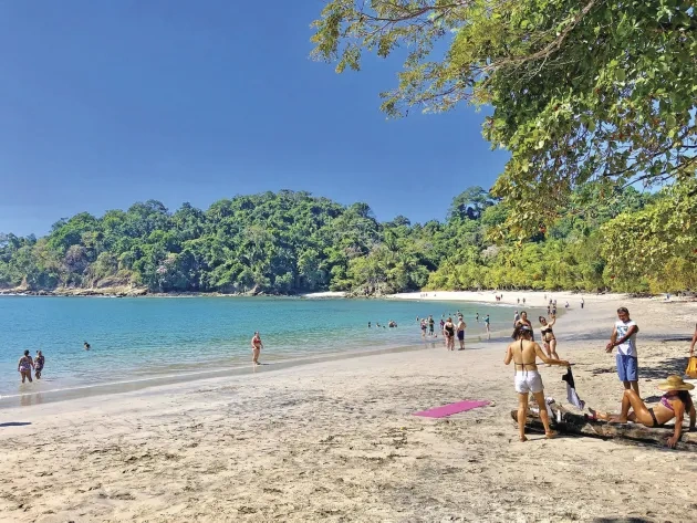 IMG_2086d Mario Antonio Park, beach