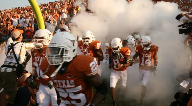 UT Football Grad Rates Surpass University-Wide Goal