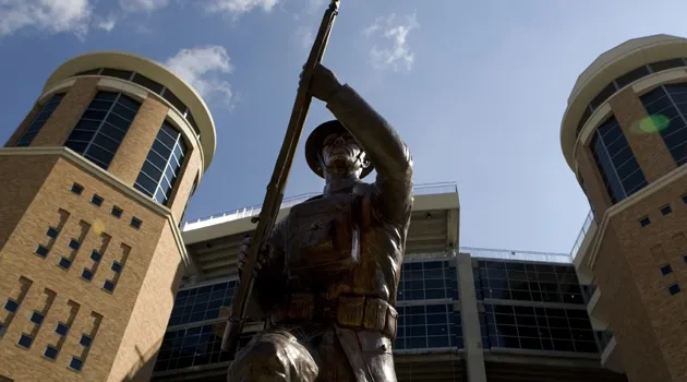 Students Request Statue to Honor Modern Vets