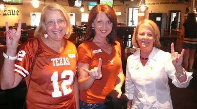 Dallas Chapter Legacy Group Unites Older Alumni
