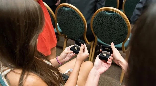 Future Texas Exes Receive Official UT Class Rings