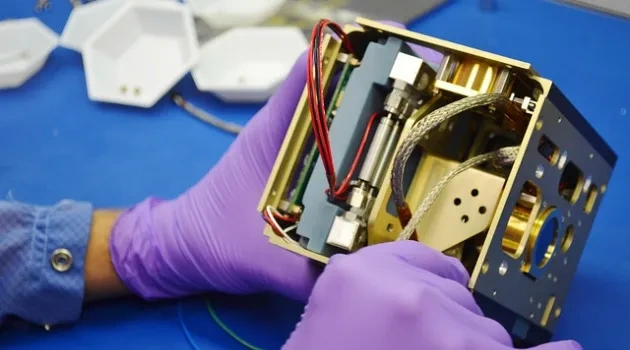 Handmade UT Satellite Wins National Competition