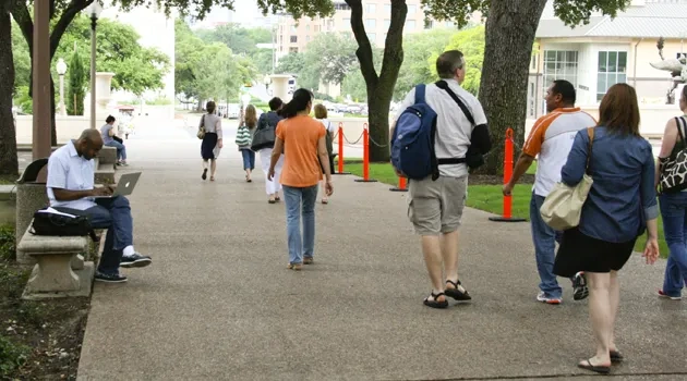 College is Worth it, New High School Grads Say