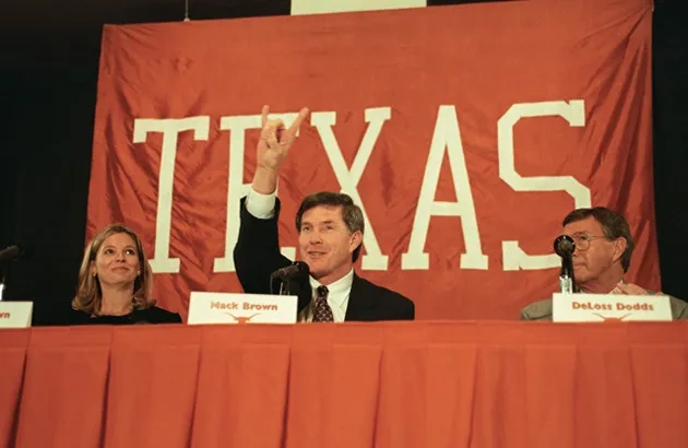 Dodds hires mack brown press conference