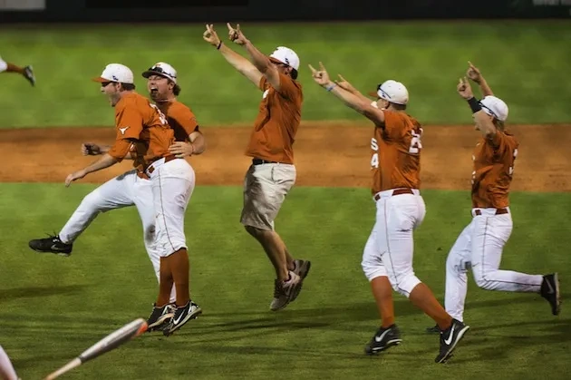 UT Beats A&M, Will Host Super Regional Series in Austin This Weekend