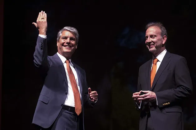 Tony Garza Presents Greg Fenves with UT Ring