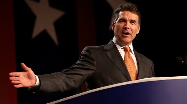 Perry Backs Hall, Bashes Investigation
