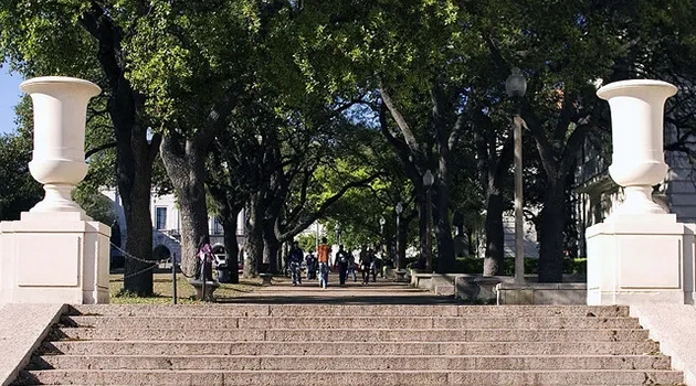 Top Ten Percent Cap Passes Texas House