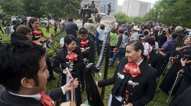 UT—and Texas—Celebrating New Tejano Monument