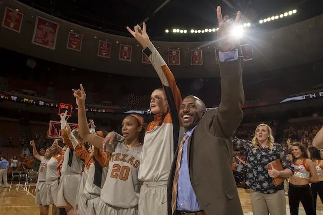 Texas Men's, Women's Basketball and Volleyball Provide Weekend Silver Linings